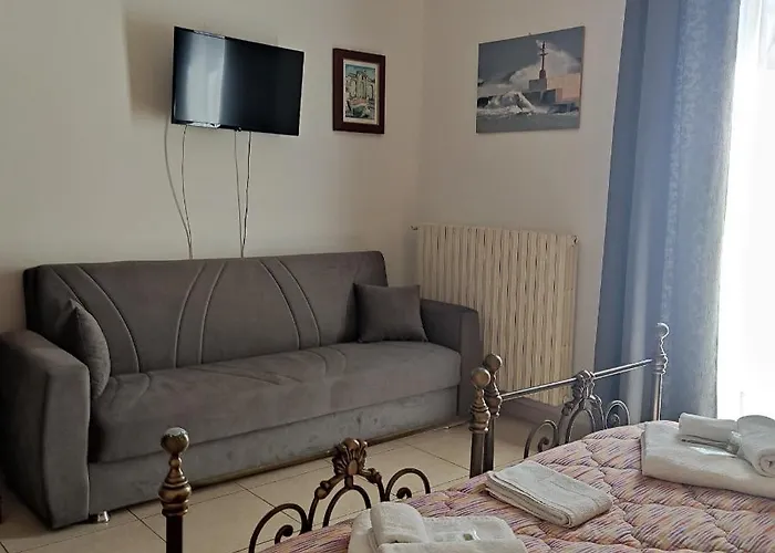 Mediterraneo Nocleg ze śniadaniem